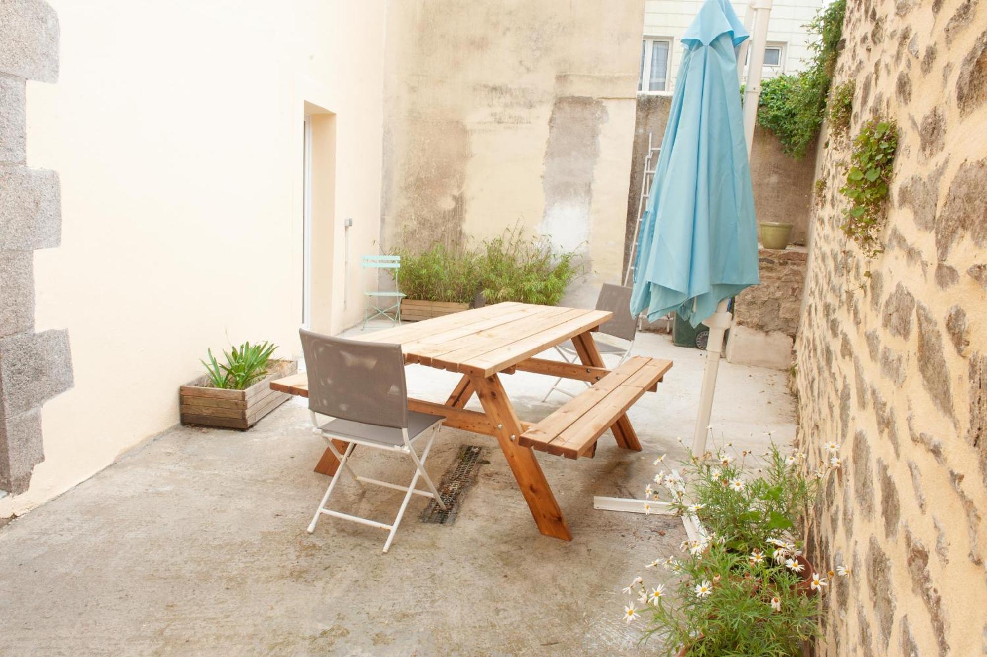 Immeuble De 3 Appartements Avec Cour Interieure Brest Exterior foto